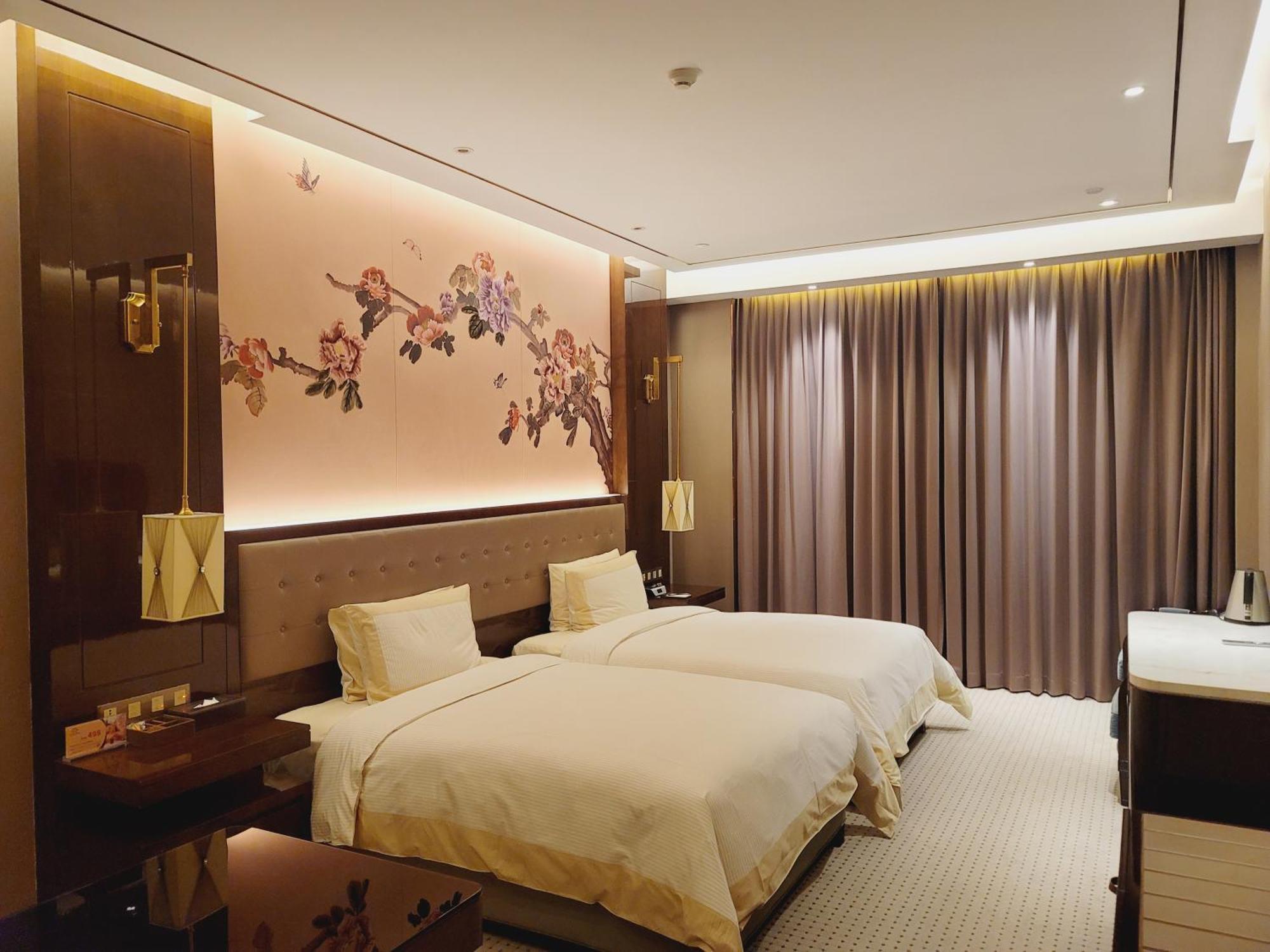 Royal Garden Hotel Shanghai-Free Shuttle To And From Disney & Pvg & Close Metro Line2 Easy To Sha New Expo Pokój zdjęcie