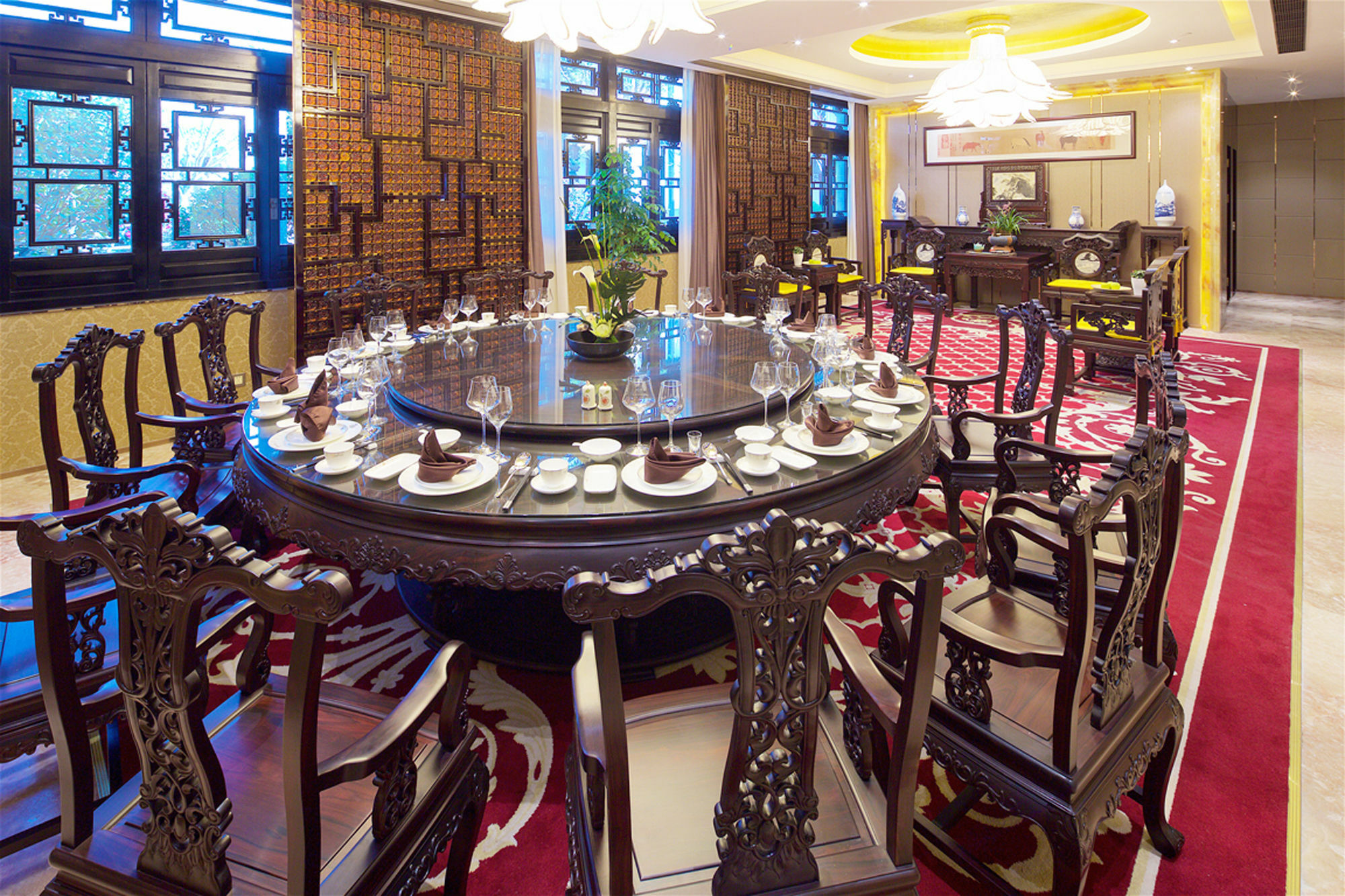Royal Garden Hotel Shanghai-Free Shuttle To And From Disney & Pvg & Close Metro Line2 Easy To Sha New Expo Zewnętrze zdjęcie
